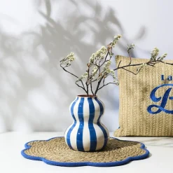 Ceramiczny wazon SOLVI 15 cm niebieskie pasy