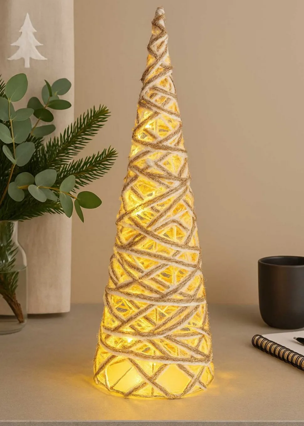 Choinka świecąca LED szara z brokatem 40 cm