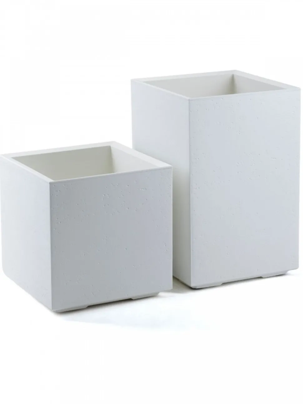 Donica Betonique na kółkach recykling beton kremowy 40x40xh40 cm
