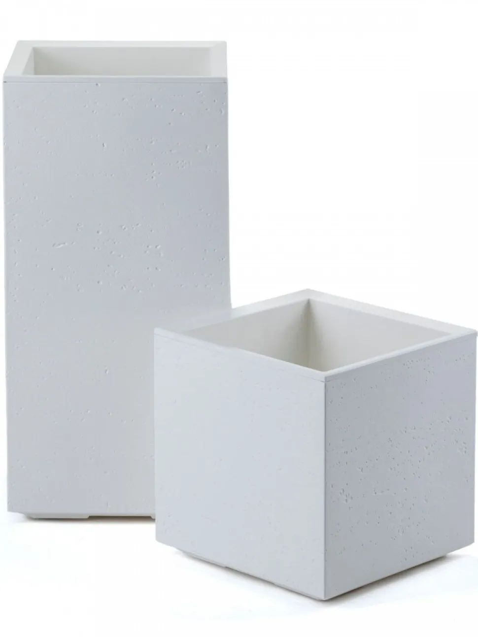 Donica Betonique na kółkach recykling beton kremowy 30x30xh60 cm