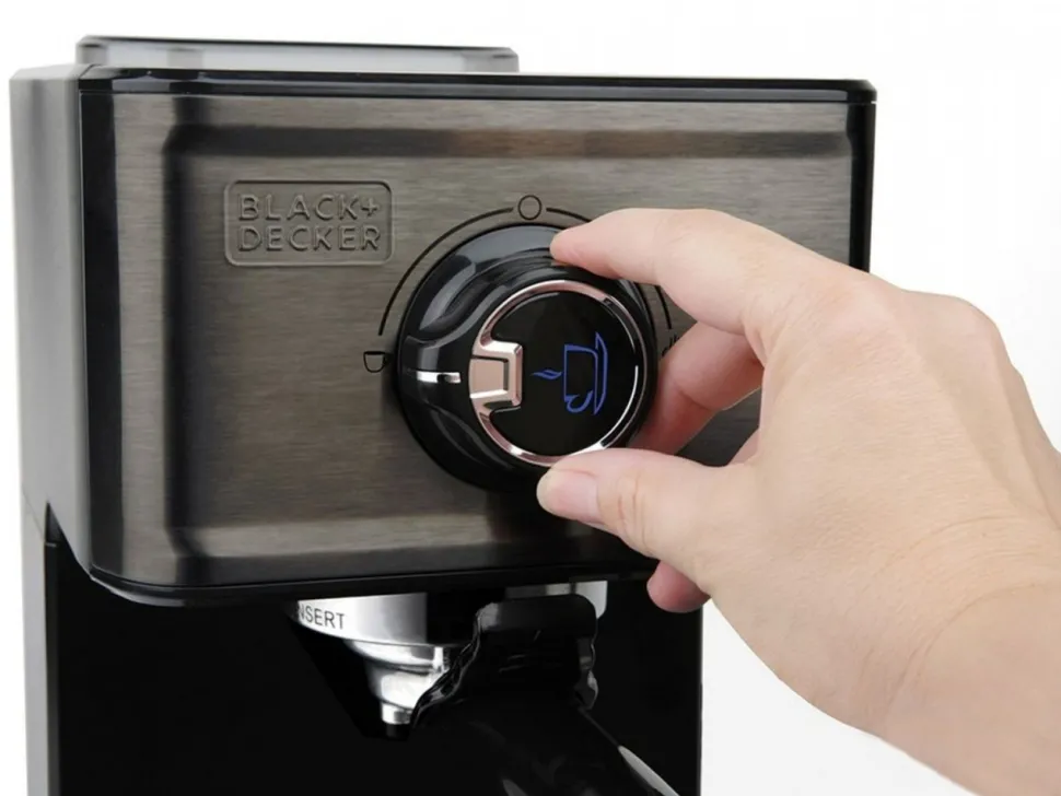 Ekspres do kawy kolbowy ciśnieniowy BLACK+DECKER BXCO1200E