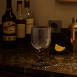 Kieliszek do wina 370 ml prążkowany szary