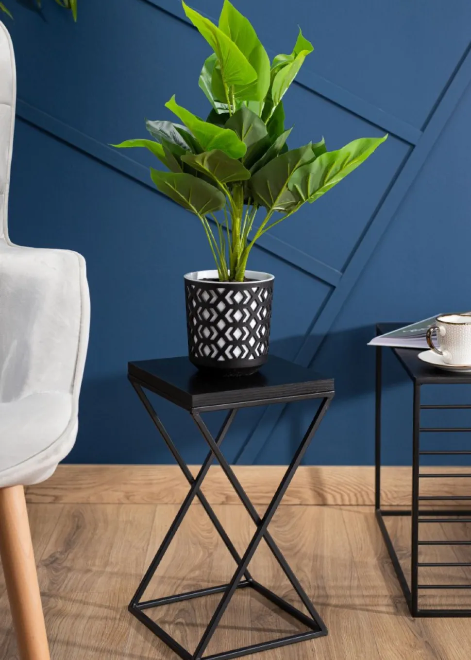 Kwietnik stojący 40 cm z blatem MDF LOFT metalowy