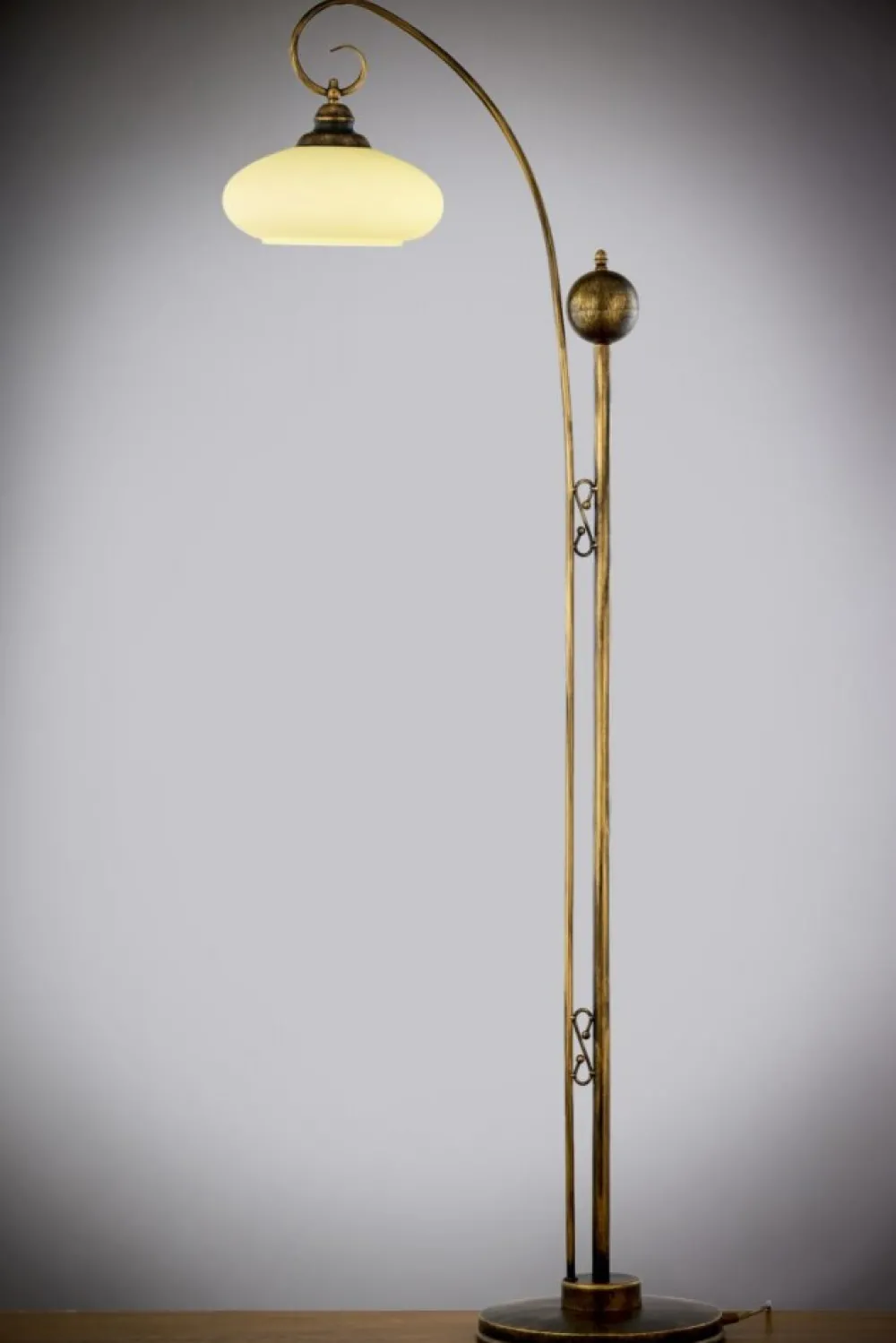 Lampa podłogowa BOLERO złoty patynowany 1xE27 * Jupiter