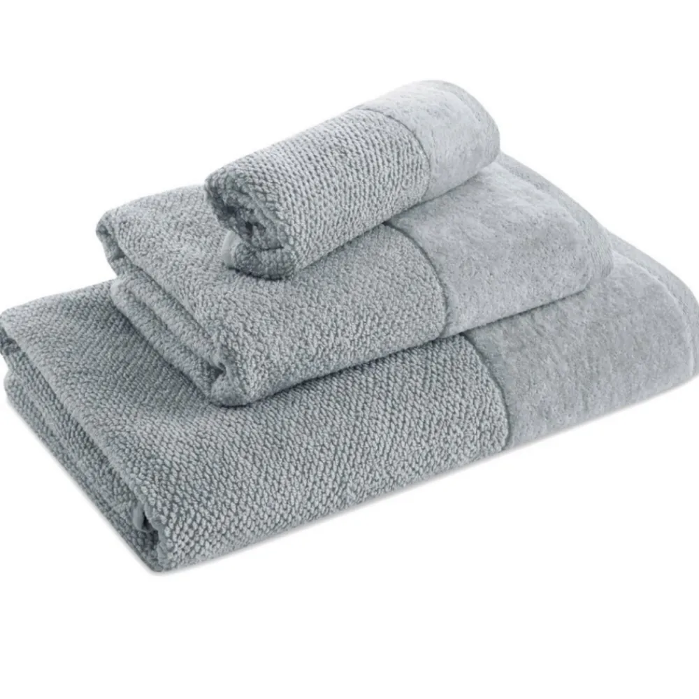 Mięsisty ręcznik kąpielowy ARIA srebrny 50x90 cm * EUROFIRANY B.B. Choczyńscy Sp.J. Outlet