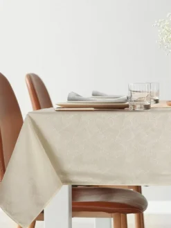 Obrus Isla 140x260 cm krem