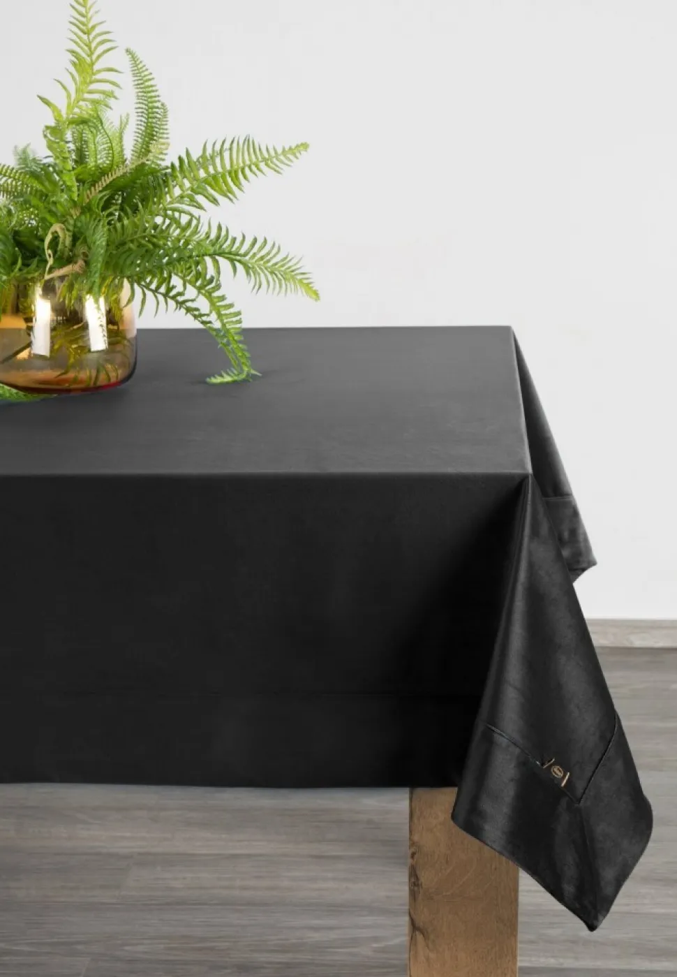 Obrus VELVET 145x220 cm czarny