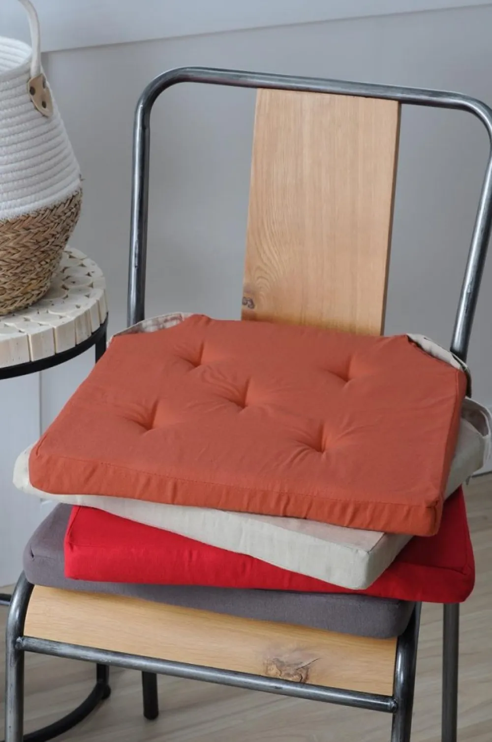 Poduszka na krzesło DUO 38x38 seledynowa * STOF Clearance
