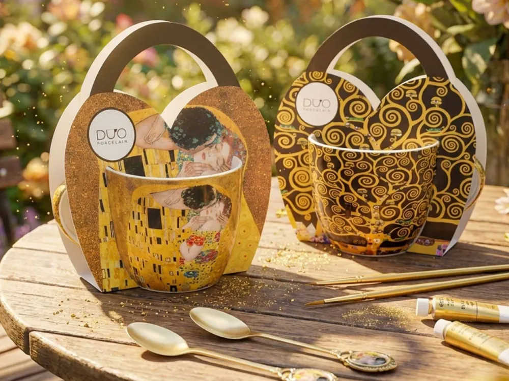 Porcelanowy kubek 460 ml G. Klimt The Kiss w koszyczku * Duo Discount