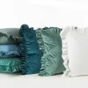 Poszewka VELVET 45x45 falbana srebrna