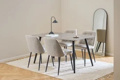 Prostokątny stół z 4 krzesłami kolekcja Wicklow * Actona Outlet