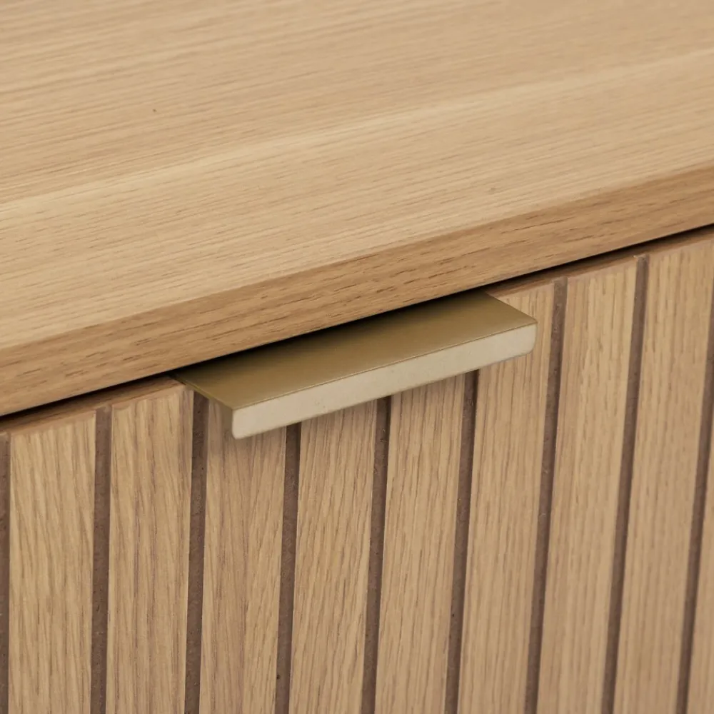 Szafka Tasso na metalowych nogach * 5five Simply Smart Clearance