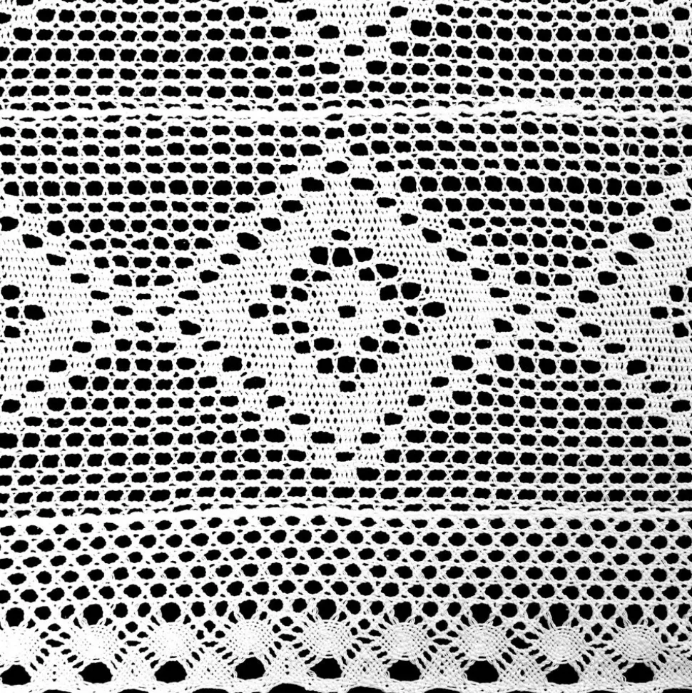 Szydełkowy obrus OLIVIA 85x85 cm biały
