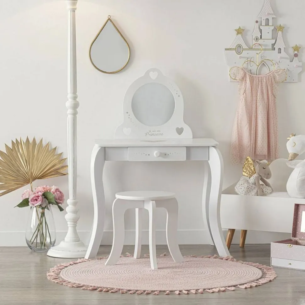 Toaletka dla dziewczynki ze stołkiem