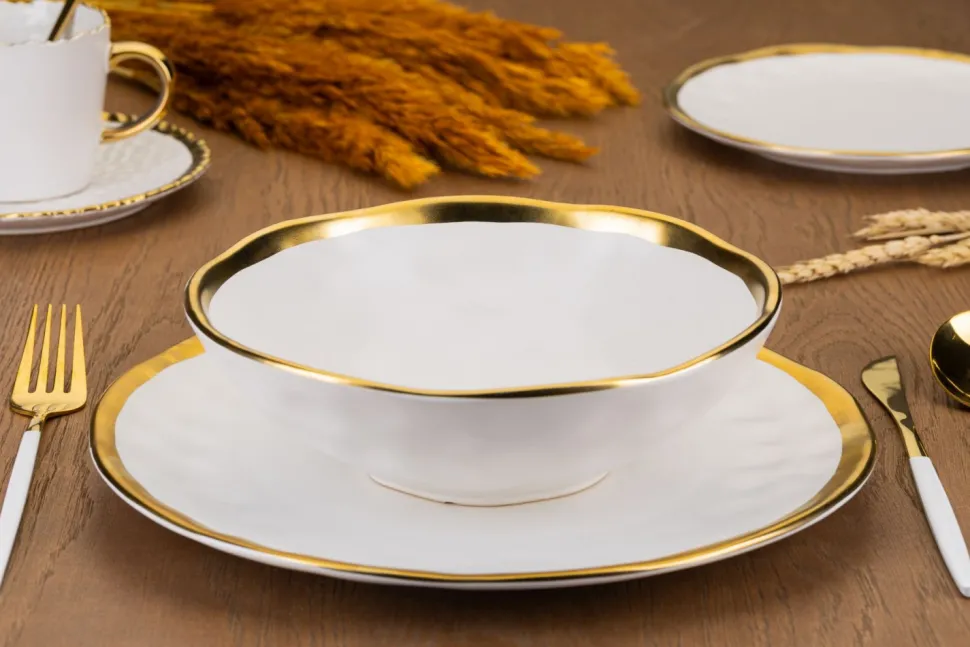 Zestaw dwóch talerzy LISSA WHITE GOLD